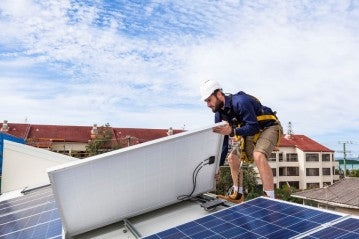 7-essential-tips-to-consider-before-installing-a-solar-power-system-for-your-home