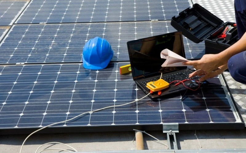 7-surprising-benefits-of-keeping-your-solar-panels-clean